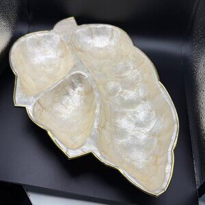 Gold-Trimmed Capiz Leaf Shaped Divided Serving Dish 30x20x4cm